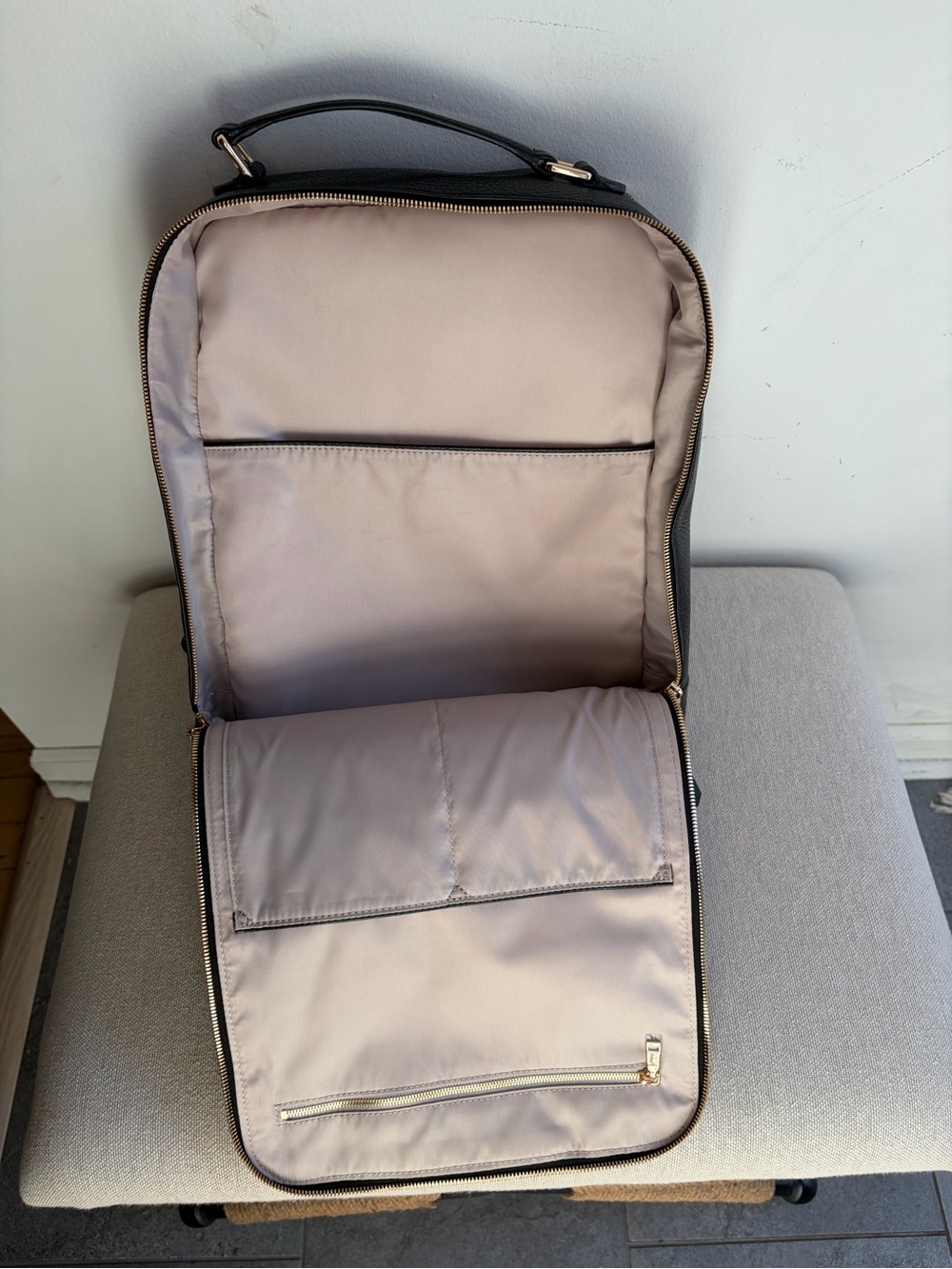 QUINCE Marlow Black Leather Laptop Backpack Bag - Picture 7 of 7